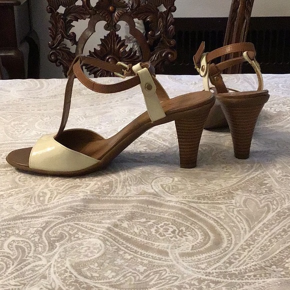 Tahari Shoes - Tahari Leather Dress Sandals